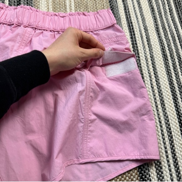 NWOT Free People Movement in the Wild Shorts Size Small - Picture 3 of 13